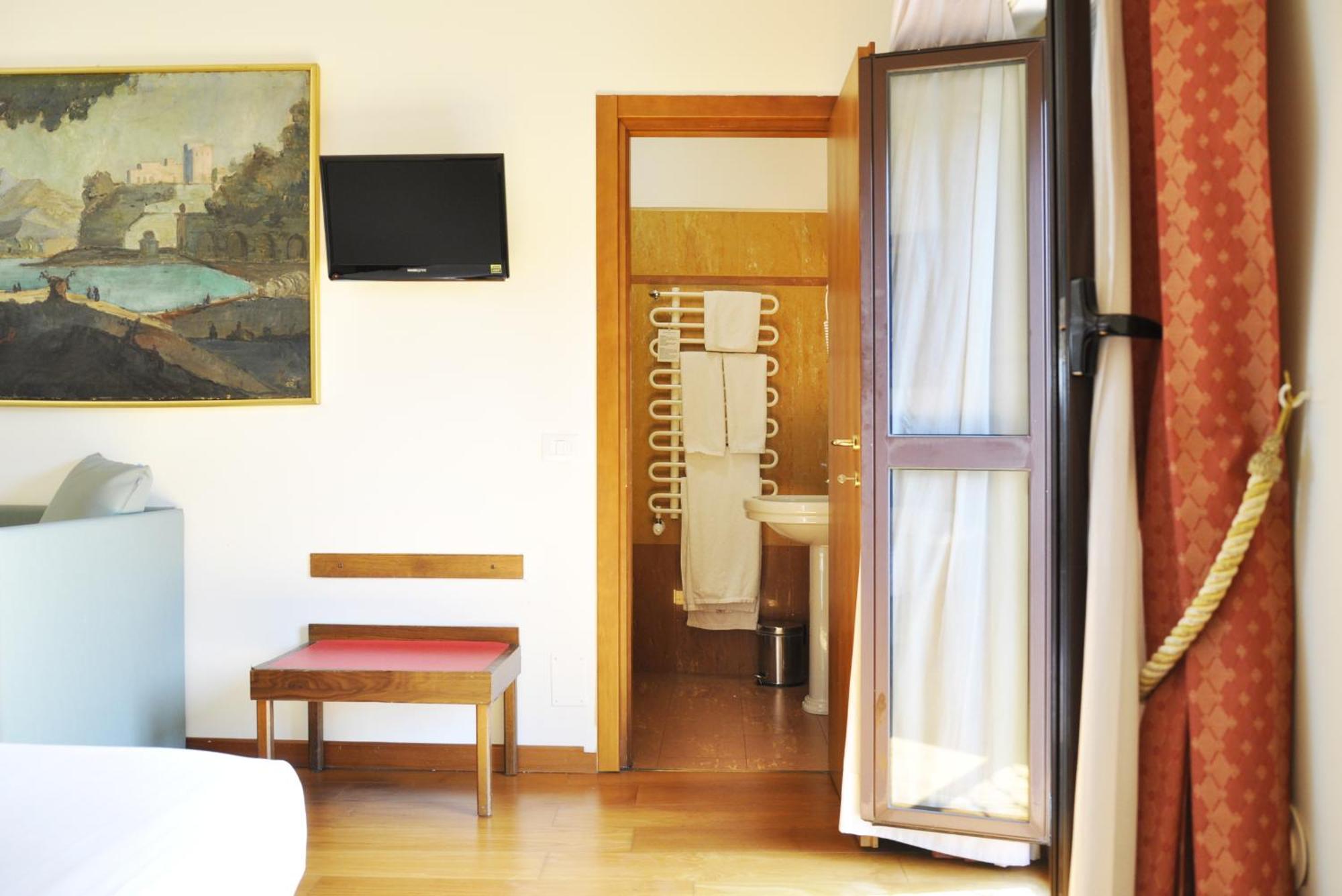 Hotel San Guido Милано Екстериор снимка